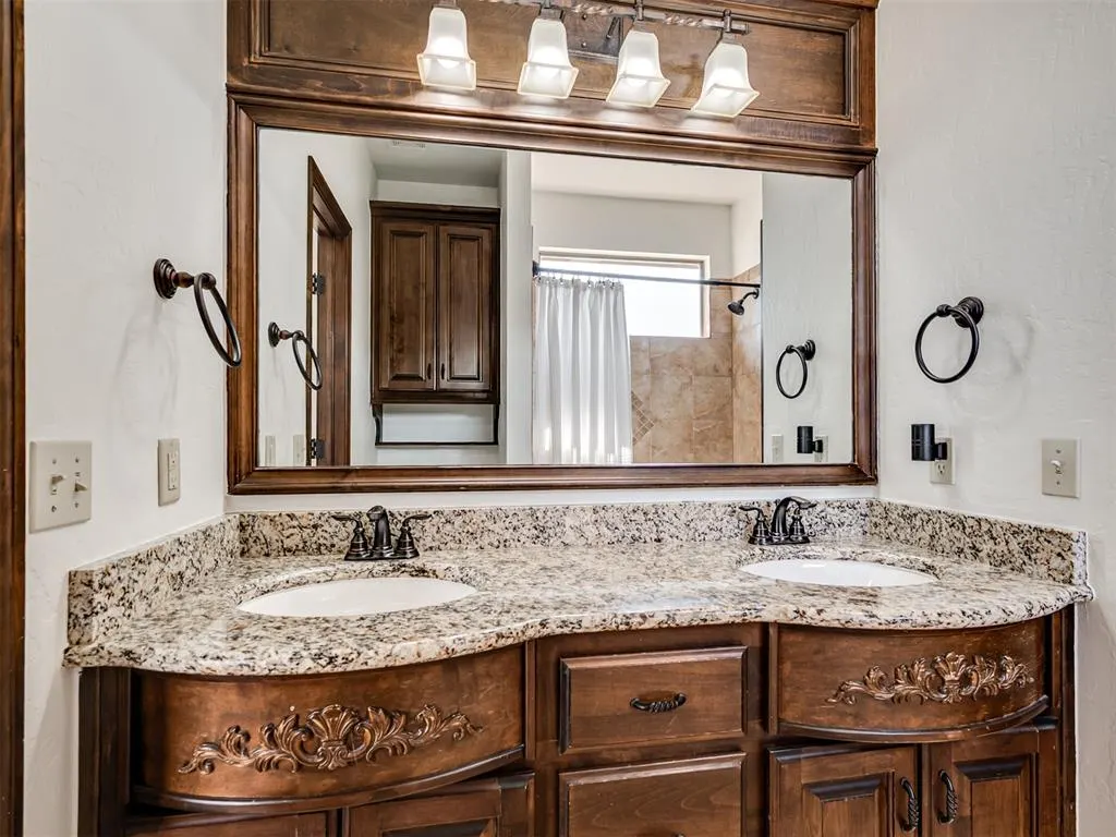 Photo 33 — 12609 Olivine Terrace, Oklahoma City, OK 73170
