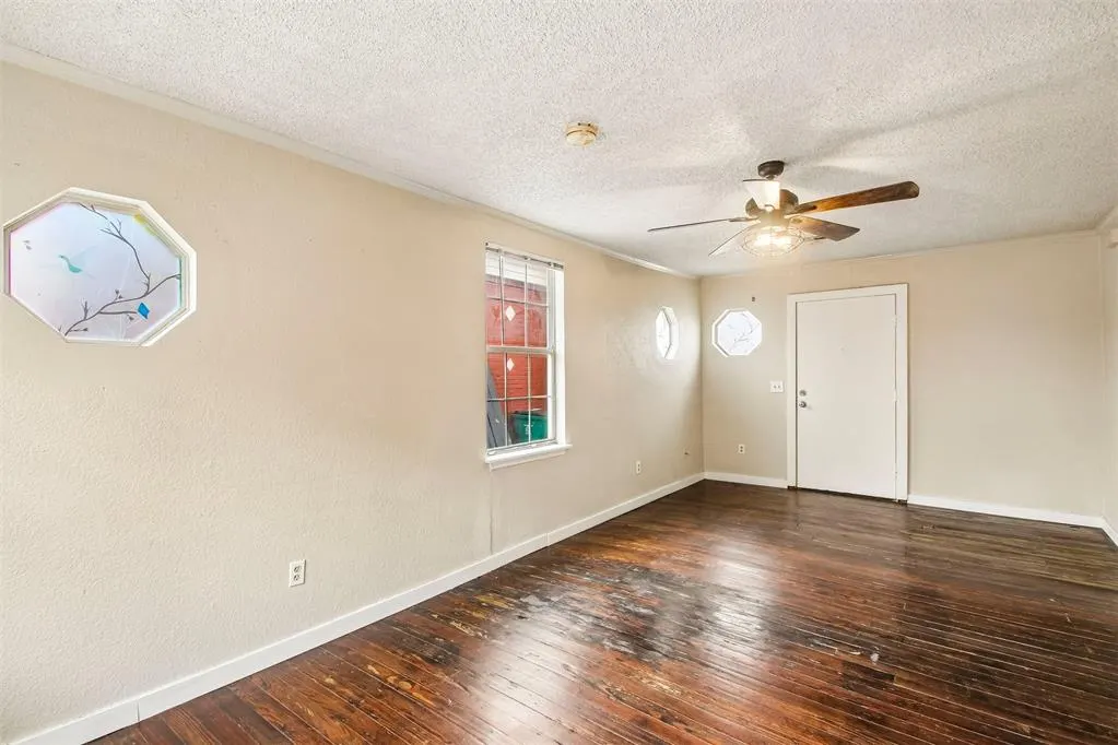 Photo 10 — 3034 NW 19th Street, Oklahoma City, OK 73107
