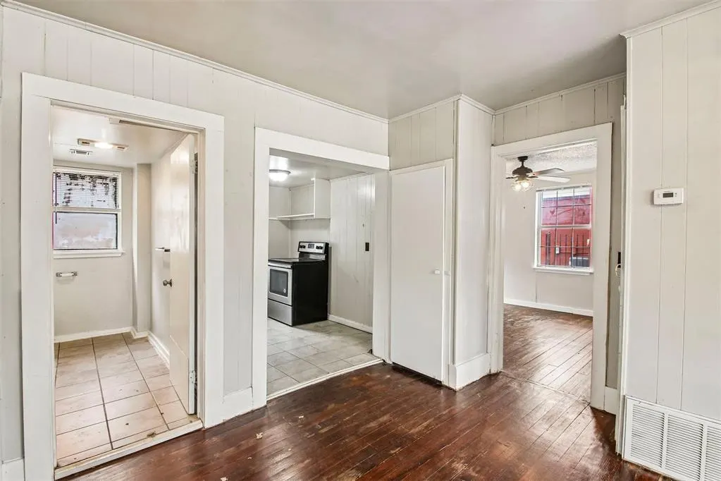 Photo 13 — 3034 NW 19th Street, Oklahoma City, OK 73107