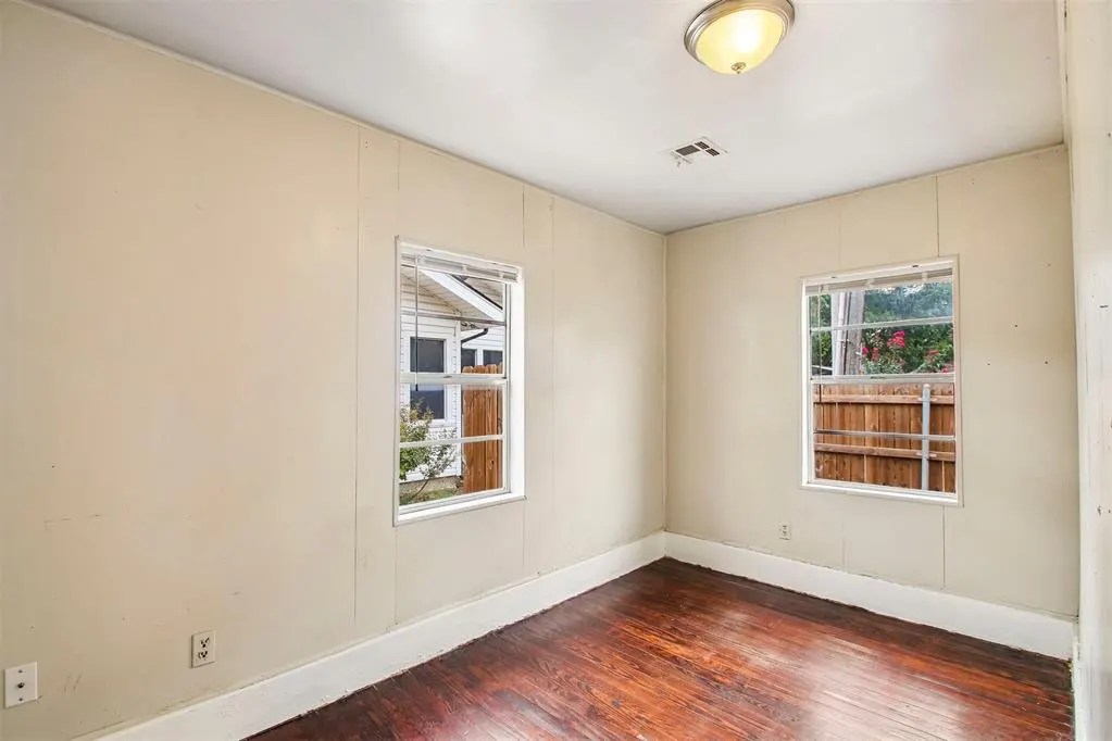 Photo 19 — 3034 NW 19th Street, Oklahoma City, OK 73107