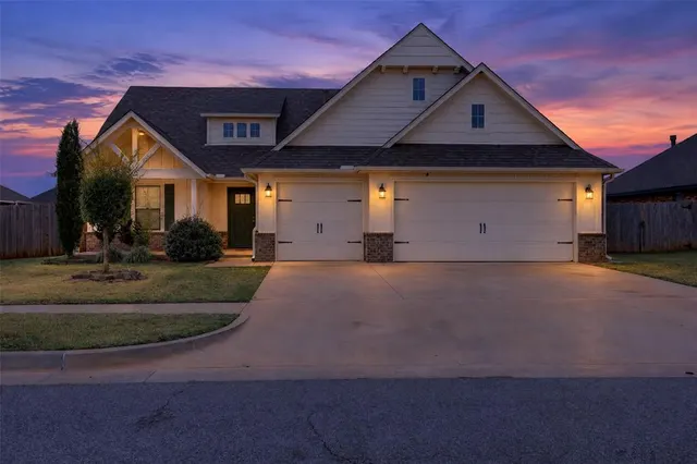 Photo 3 — 11108 SW 32nd Street, Yukon, OK 73099