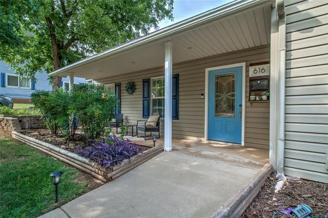 Photo 4 — 616 E Washington Avenue, Guthrie, OK 73044