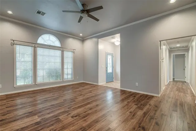 Photo 8 — 616 E Washington Avenue, Guthrie, OK 73044