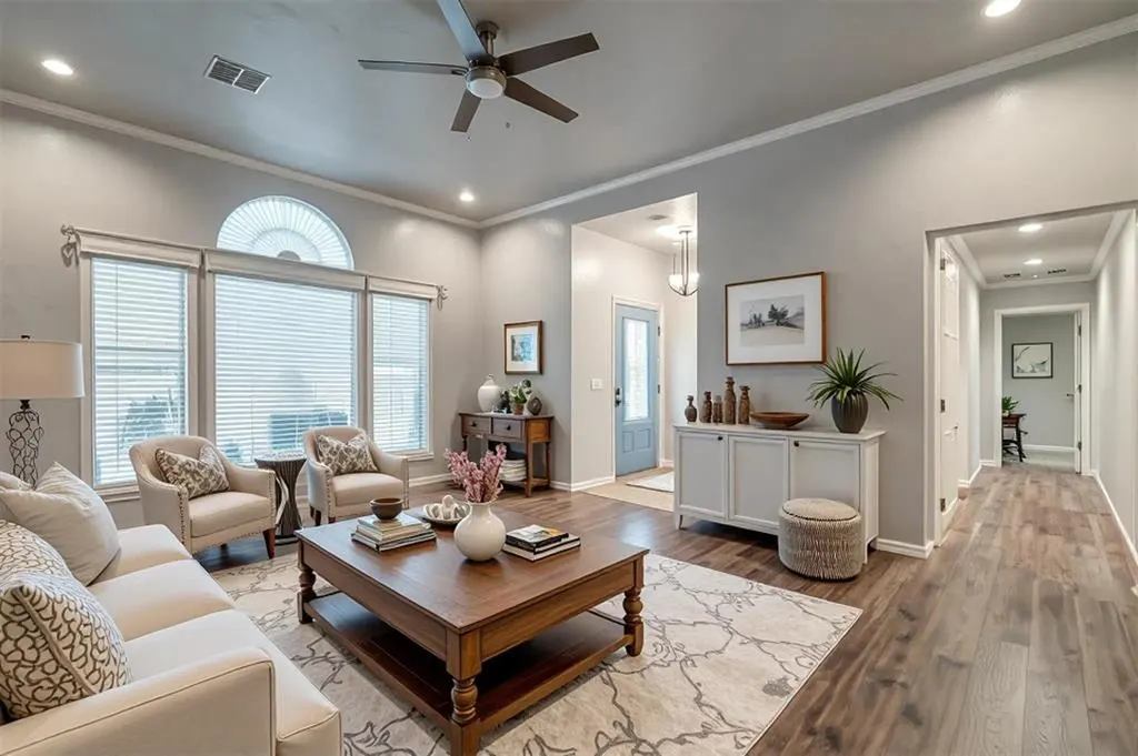 Photo 9 — 616 E Washington Avenue, Guthrie, OK 73044