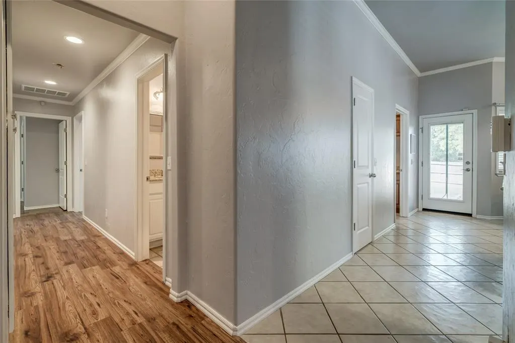 Photo 10 — 616 E Washington Avenue, Guthrie, OK 73044