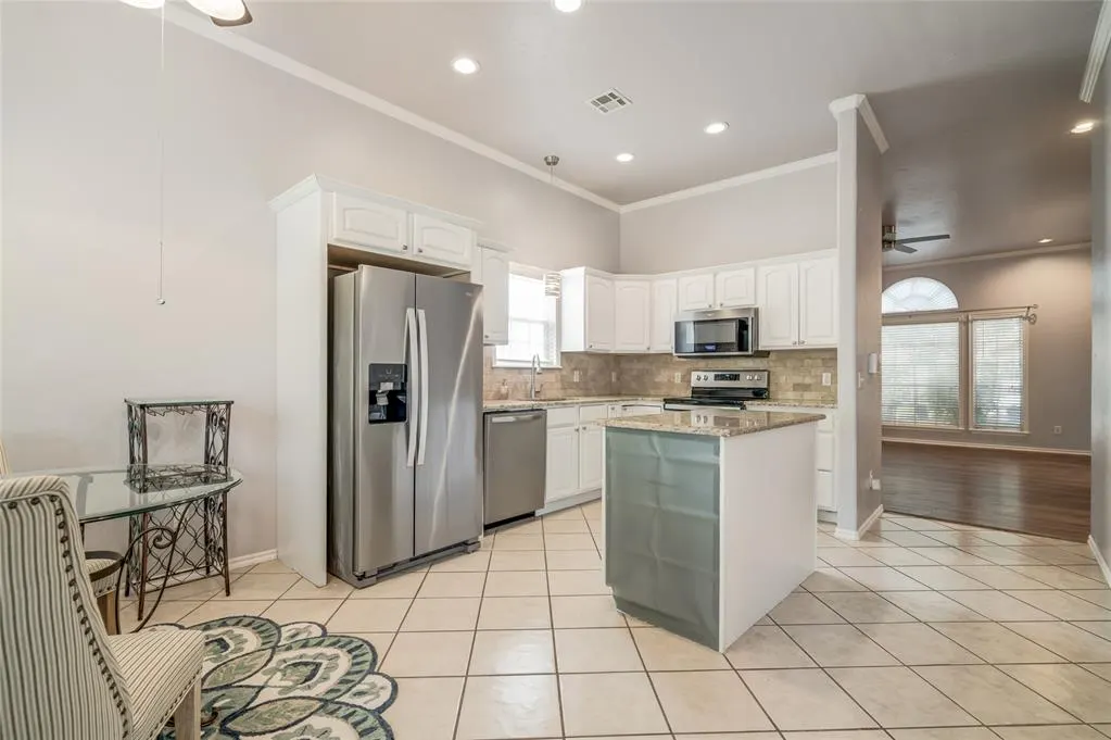 Photo 16 — 616 E Washington Avenue, Guthrie, OK 73044
