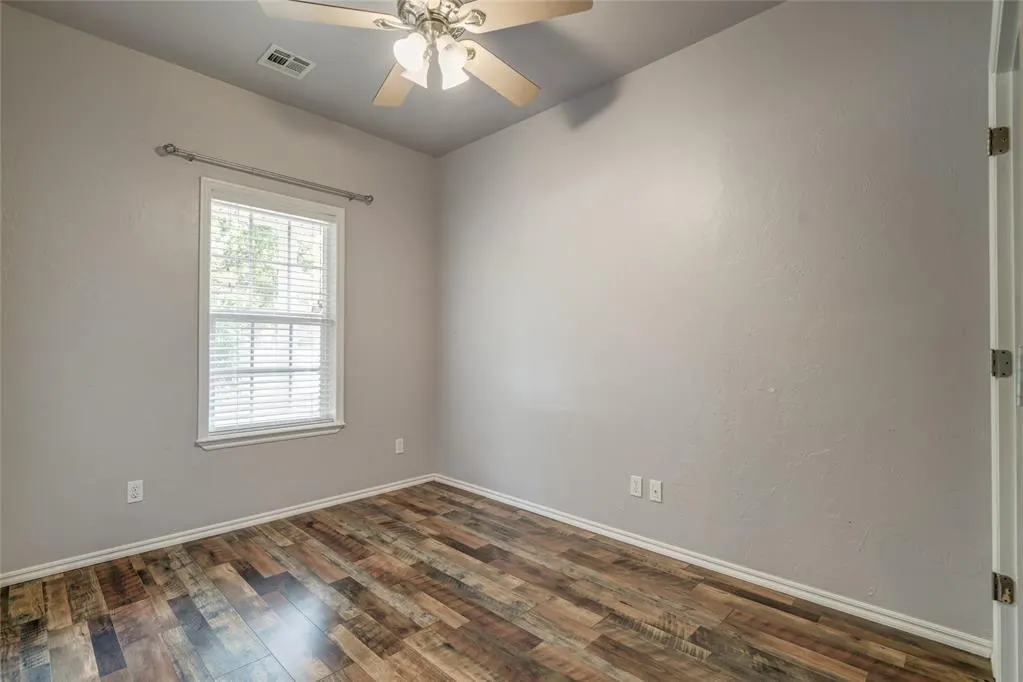 Photo 24 — 616 E Washington Avenue, Guthrie, OK 73044