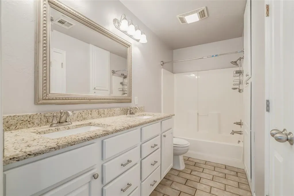 Photo 30 — 616 E Washington Avenue, Guthrie, OK 73044