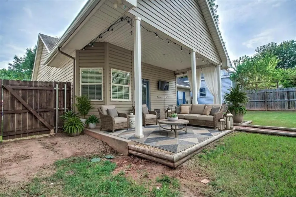 Photo 35 — 616 E Washington Avenue, Guthrie, OK 73044
