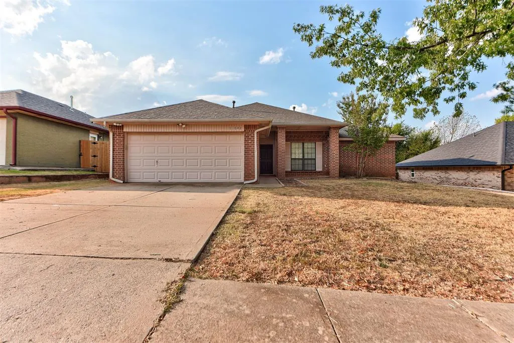 Photo 2 — 11642 Tyson Court, Midwest City, OK 73130