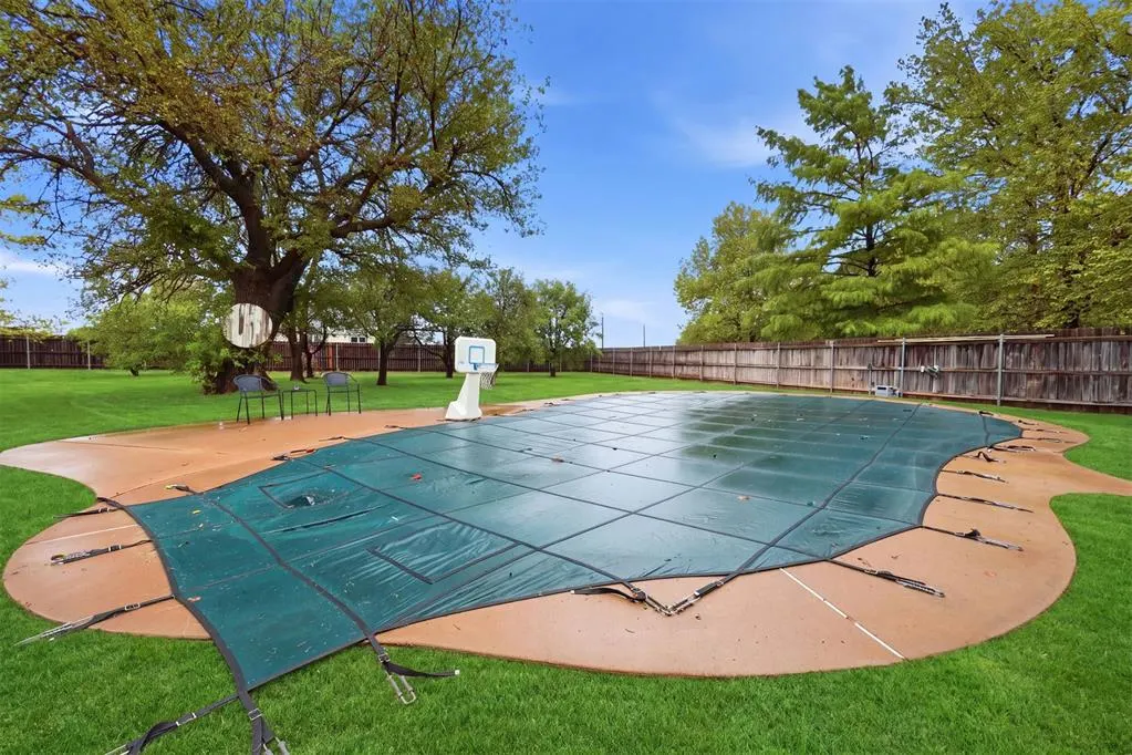 Photo 36 — 10935 N 2080 Road, Canute, OK 73626