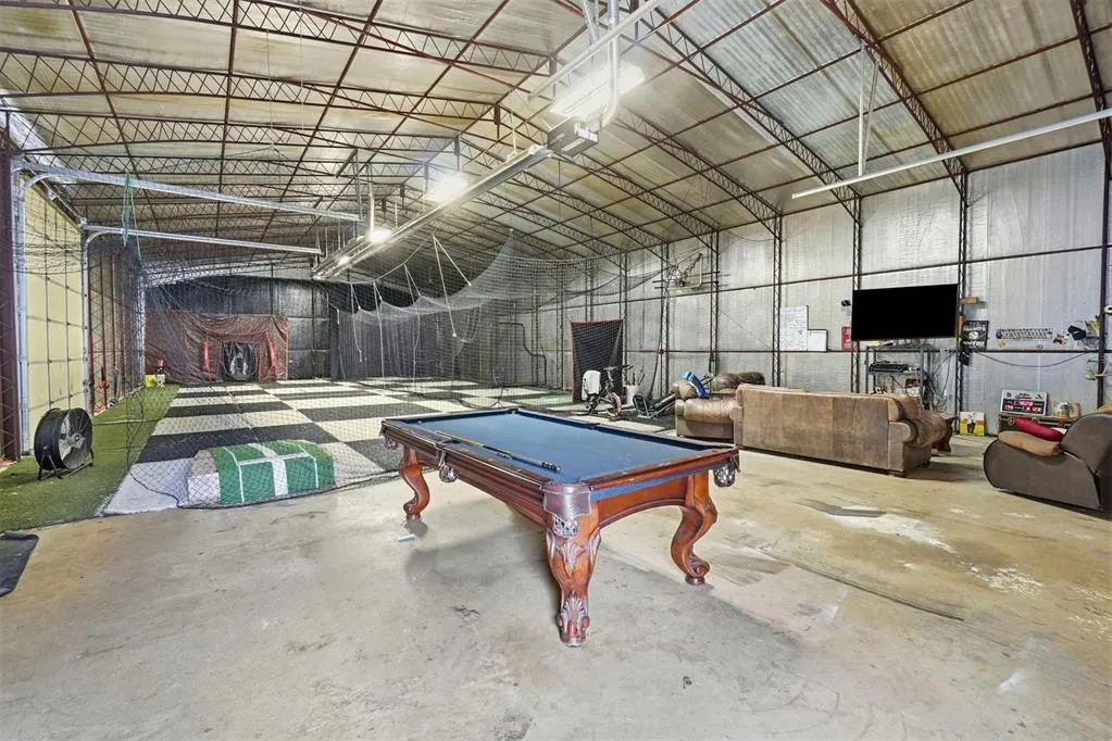 Photo 39 — 10935 N 2080 Road, Canute, OK 73626