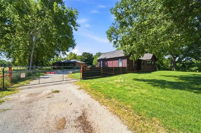 Photo 4 — 1217 Kansas Street, Pawnee, OK 74058