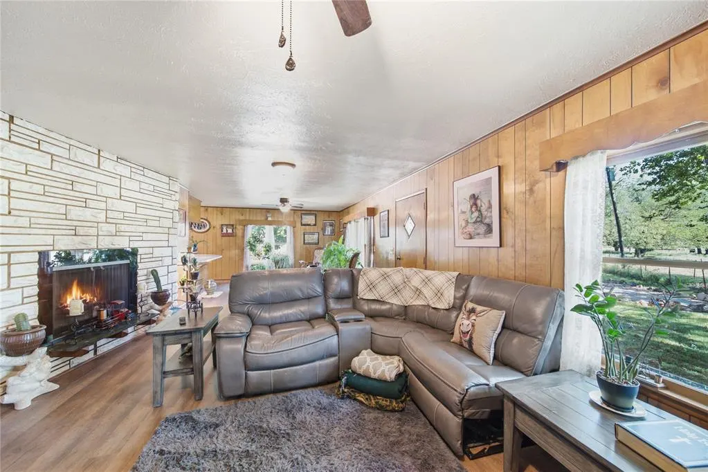 Photo 11 — 1217 Kansas Street, Pawnee, OK 74058