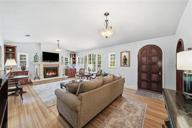 Photo 7 — 116 E 26th Street, Tulsa, OK 74103