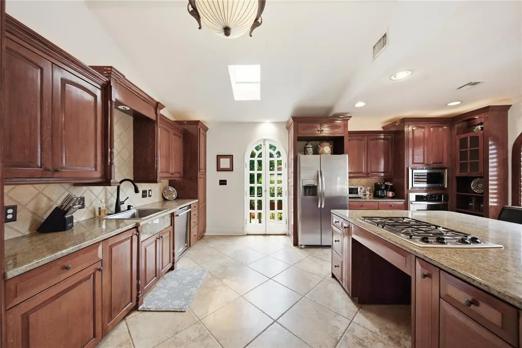 Photo 12 — 116 E 26th Street, Tulsa, OK 74103