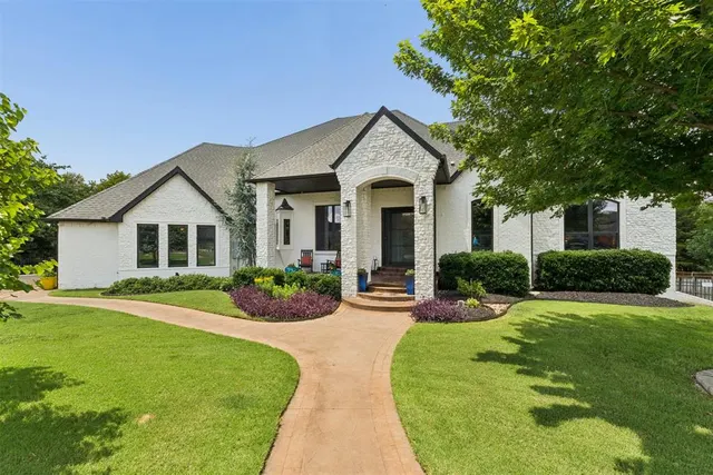 Photo 2 — 4317 Slate Bridge Road, Edmond, OK 73034