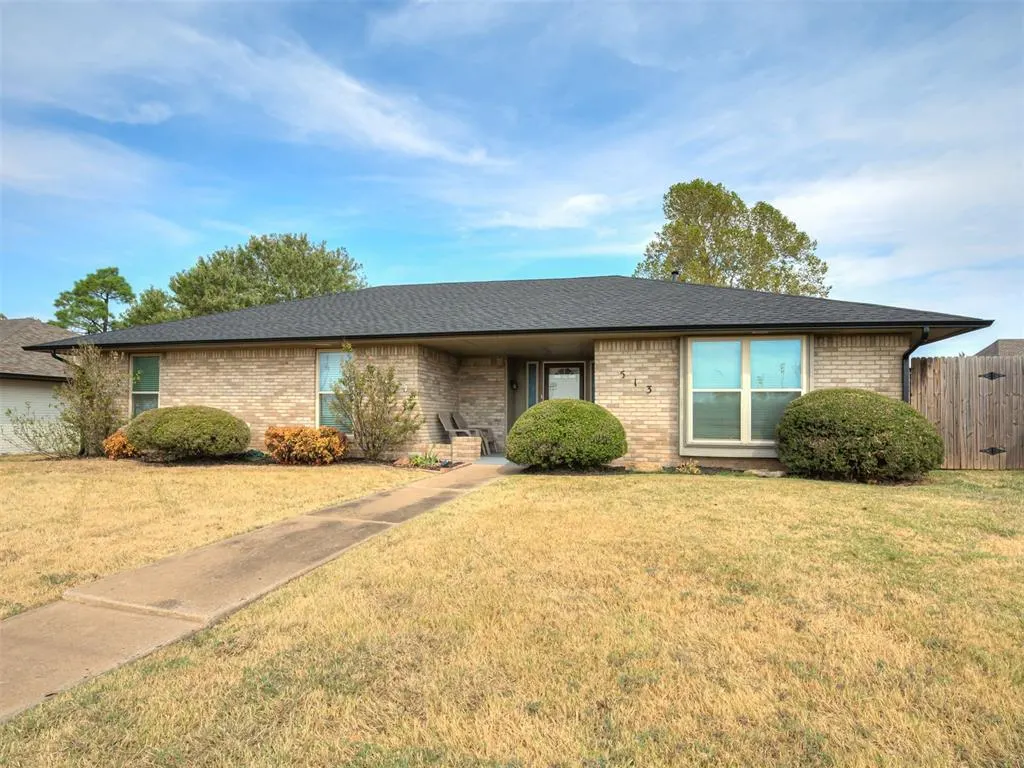 Front exterior — 513 Smiling Hill Boulevard, Edmond, OK 73013