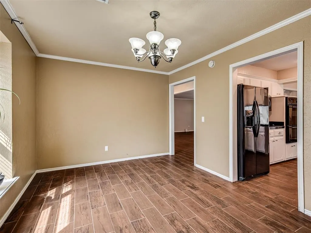 Photo 16 — 513 Smiling Hill Boulevard, Edmond, OK 73013