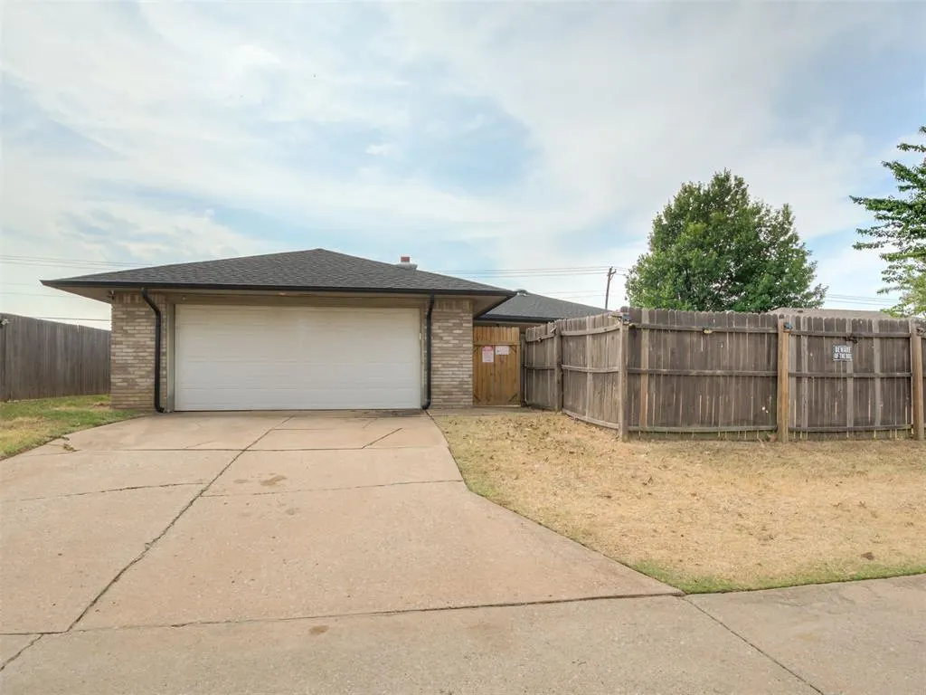 Photo 34 — 513 Smiling Hill Boulevard, Edmond, OK 73013
