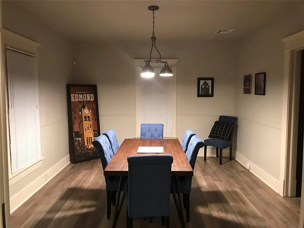 Photo 5 — 28 W Hurd Street, Edmond, OK 73003