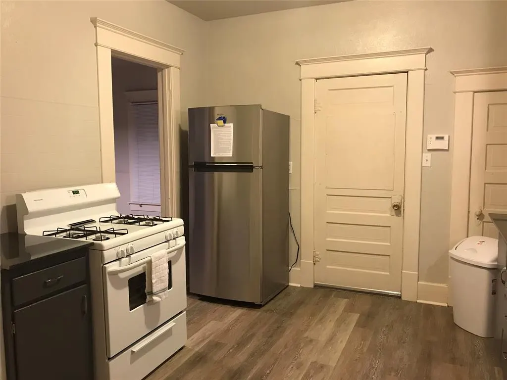 Photo 24 — 28 W Hurd Street, Edmond, OK 73003