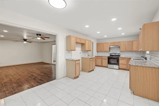 Photo 6 — 8416 Huckleberry Road, Edmond, OK 73034