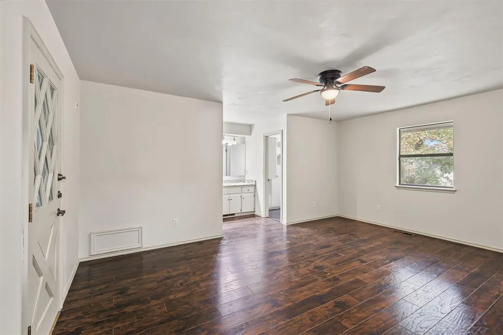Photo 12 — 8416 Huckleberry Road, Edmond, OK 73034