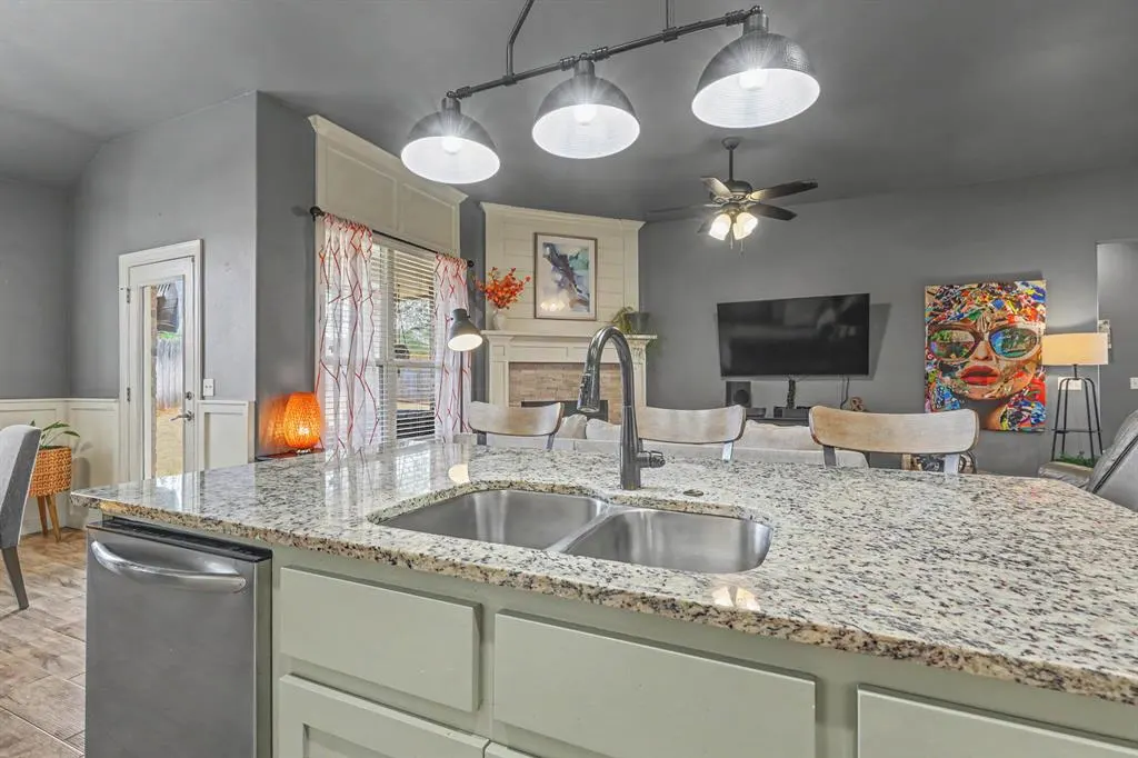Photo 12 — 1334 Ladera Circle, Moore, OK 73160