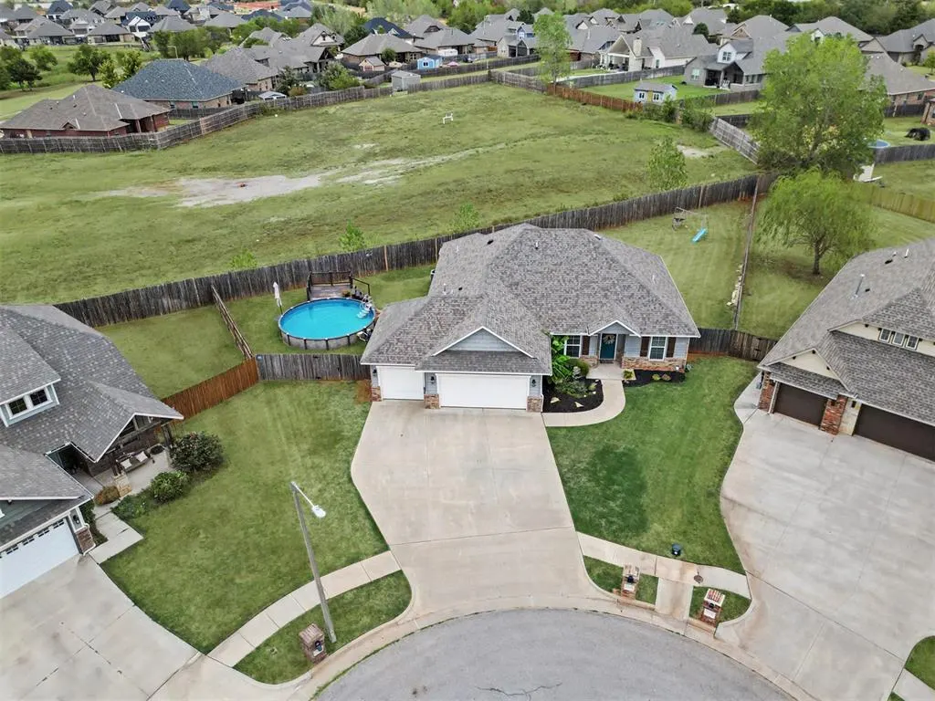Photo 36 — 1334 Ladera Circle, Moore, OK 73160