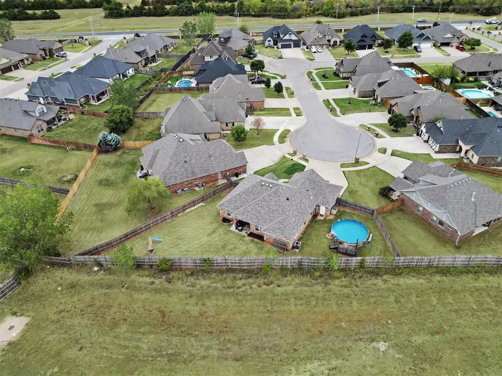 Photo 38 — 1334 Ladera Circle, Moore, OK 73160