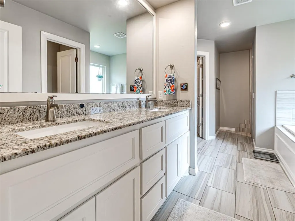 Photo 16 — 1614 Skyler Way, Norman, OK 73072