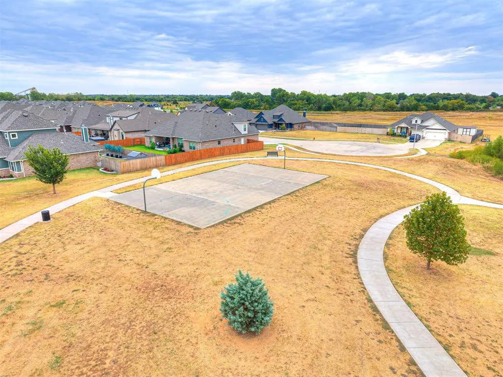 Photo 32 — 1614 Skyler Way, Norman, OK 73072