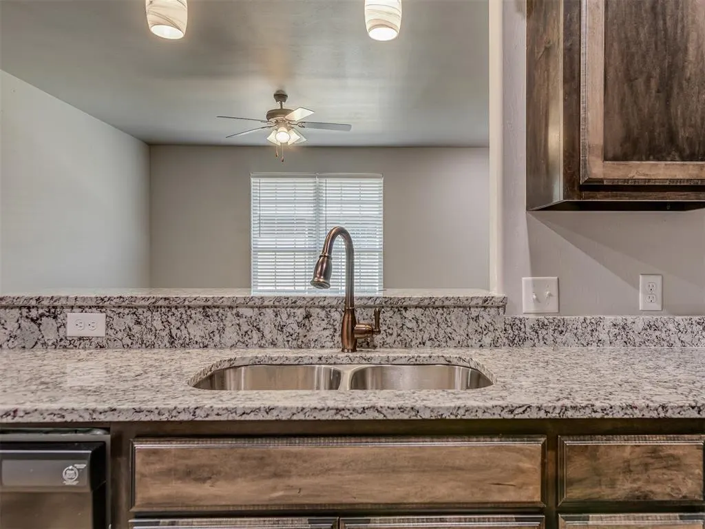 Photo 11 — 1906 Investors Avenue, El Reno, OK 73036