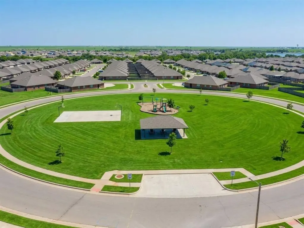 Photo 42 — 1906 Investors Avenue, El Reno, OK 73036