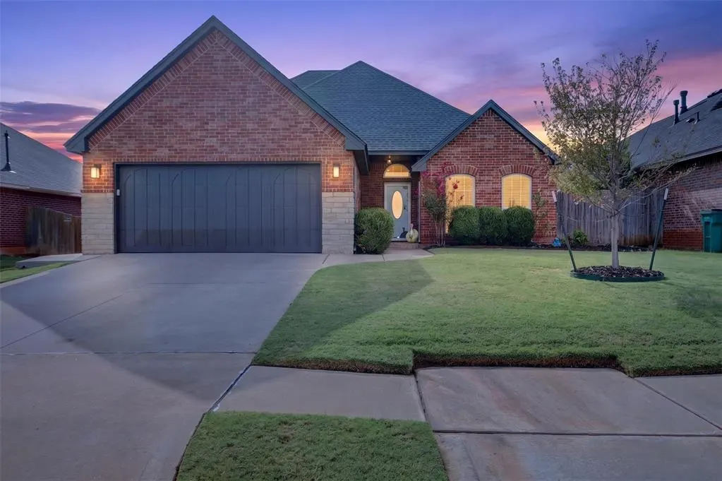 Front exterior — 3116 NW 184th Street, Edmond, OK 73012