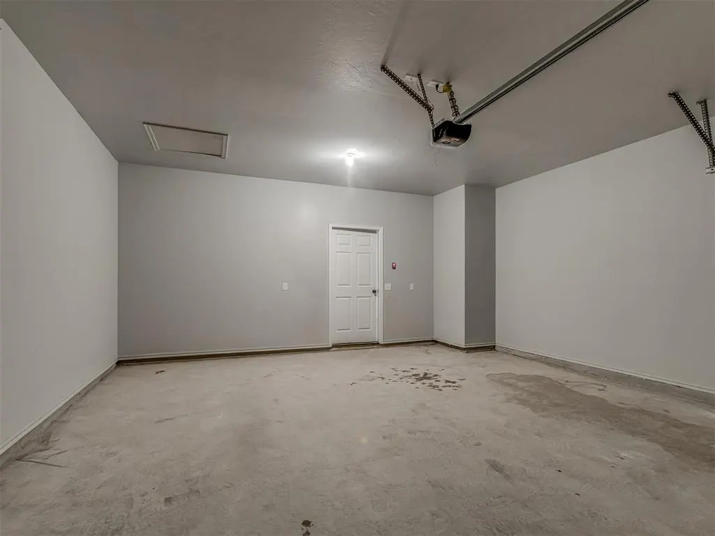 Photo 30 — 1913 Investors Avenue, El Reno, OK 73036
