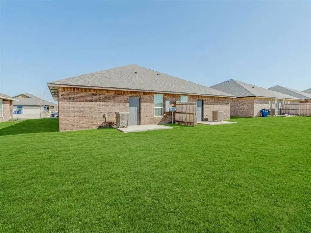 Photo 32 — 1913 Investors Avenue, El Reno, OK 73036