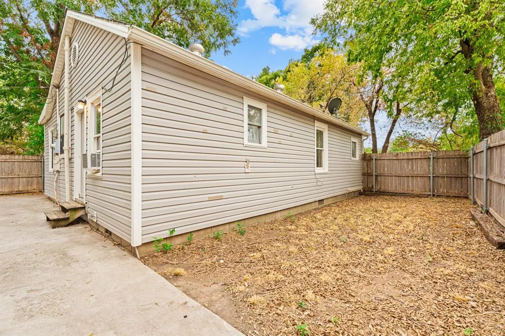 Photo 34 — 415 S Carter Avenue, Norman, OK 73071