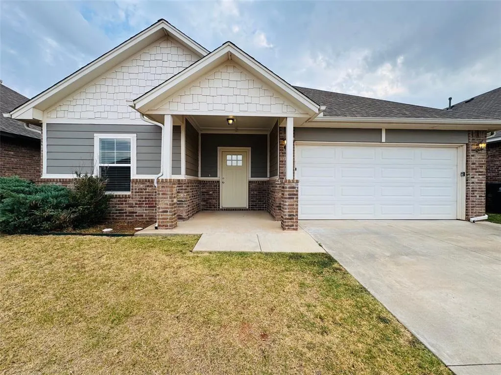 Front exterior — 14316 Peach Tree Drive, Yukon, OK 73099