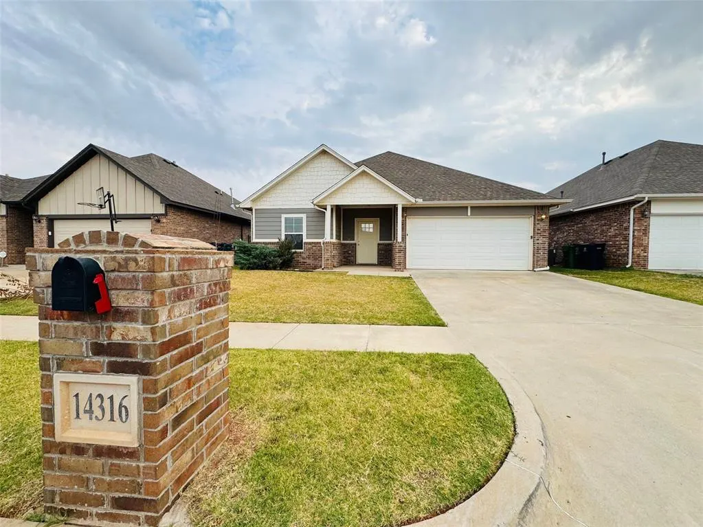 Photo 4 — 14316 Peach Tree Drive, Yukon, OK 73099