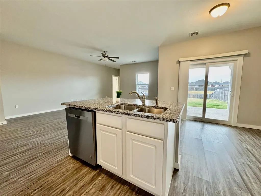 Photo 18 — 14316 Peach Tree Drive, Yukon, OK 73099