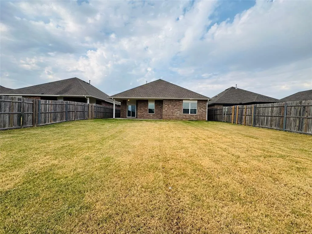 Photo 40 — 14316 Peach Tree Drive, Yukon, OK 73099