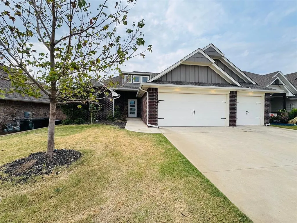 Front exterior — 8324 Rainier Street, Edmond, OK 73034