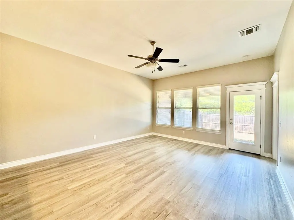 Photo 7 — 1007 Merlin Drive, Norman, OK 73072