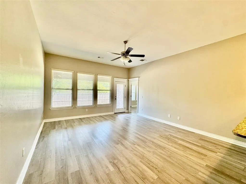 Photo 12 — 1007 Merlin Drive, Norman, OK 73072