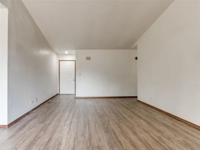 Photo 3 — 2432 Wyandotte Way, Norman, OK 73071