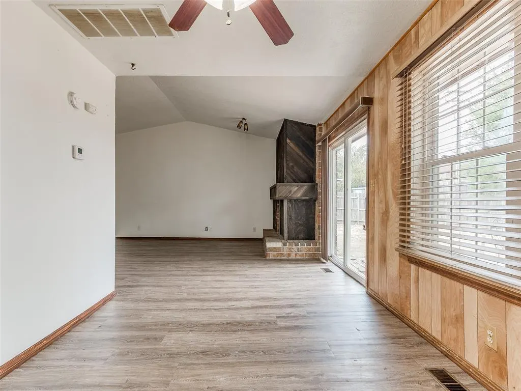 Photo 7 — 2432 Wyandotte Way, Norman, OK 73071