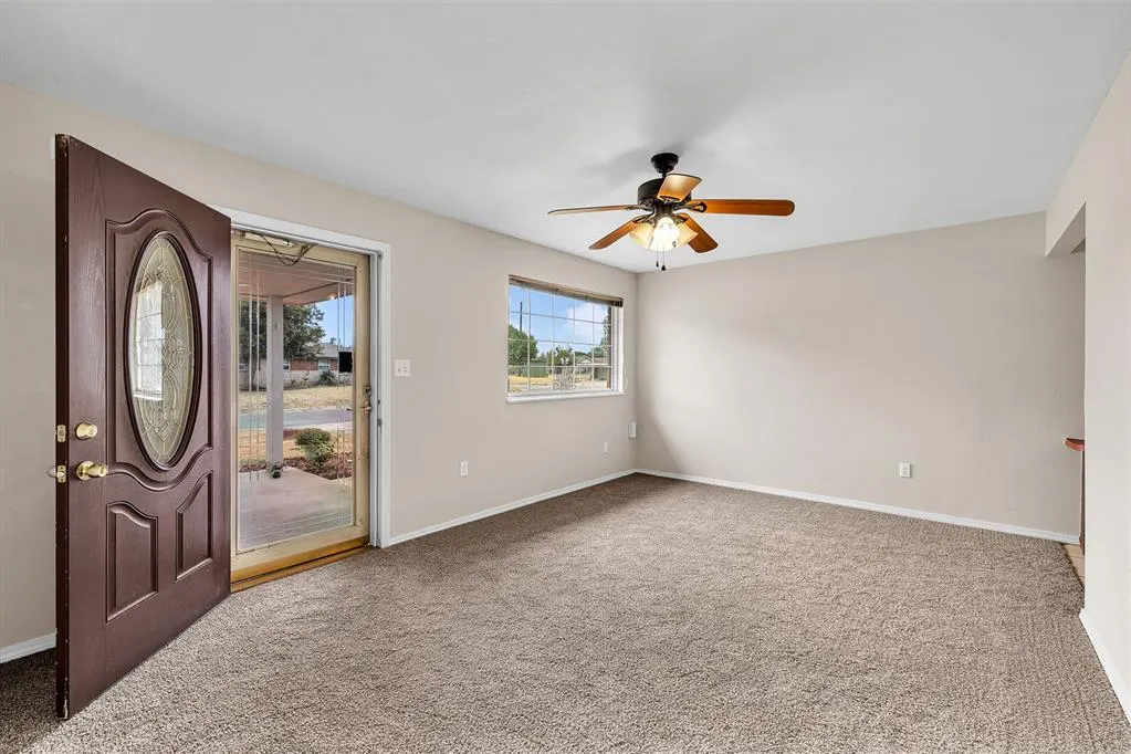 Photo 3 — 500 Butler Street, Moore, OK 73160