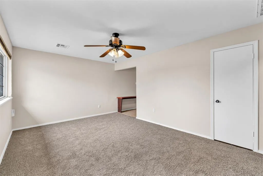 Photo 5 — 500 Butler Street, Moore, OK 73160